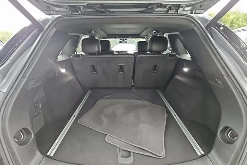2022 Cadillac XT5 Premium Luxury photo 1