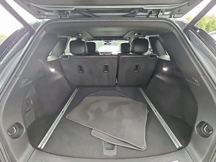 2022 Cadillac XT5 Premium Luxury photo 1
