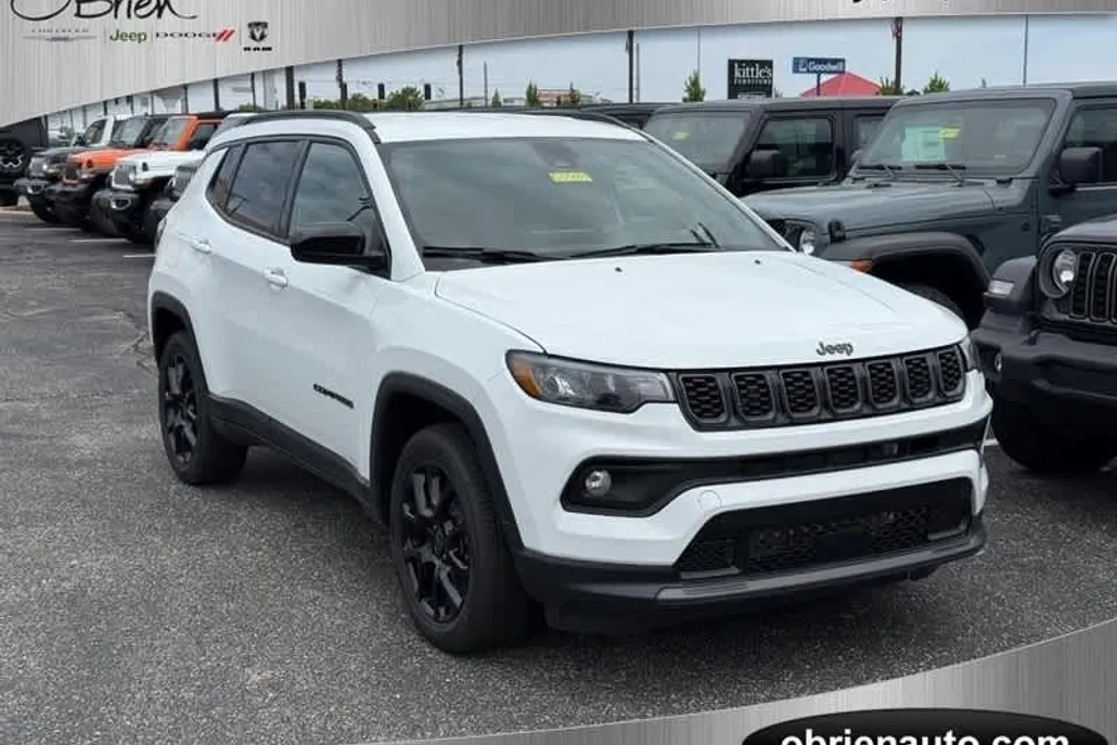 2025 Jeep Compass Latitude photo 1