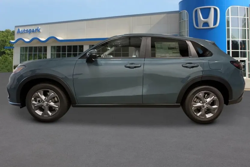 2026 Honda HR-V LX photo 1