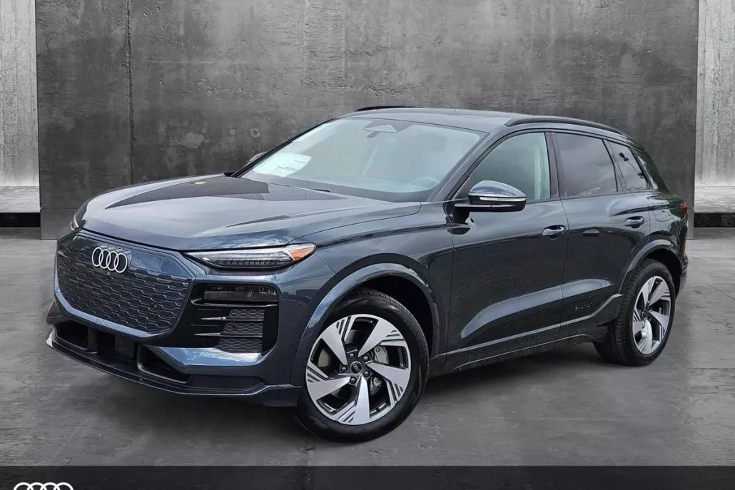 2025 Audi Q6 E-tron Premium Plus photo 1