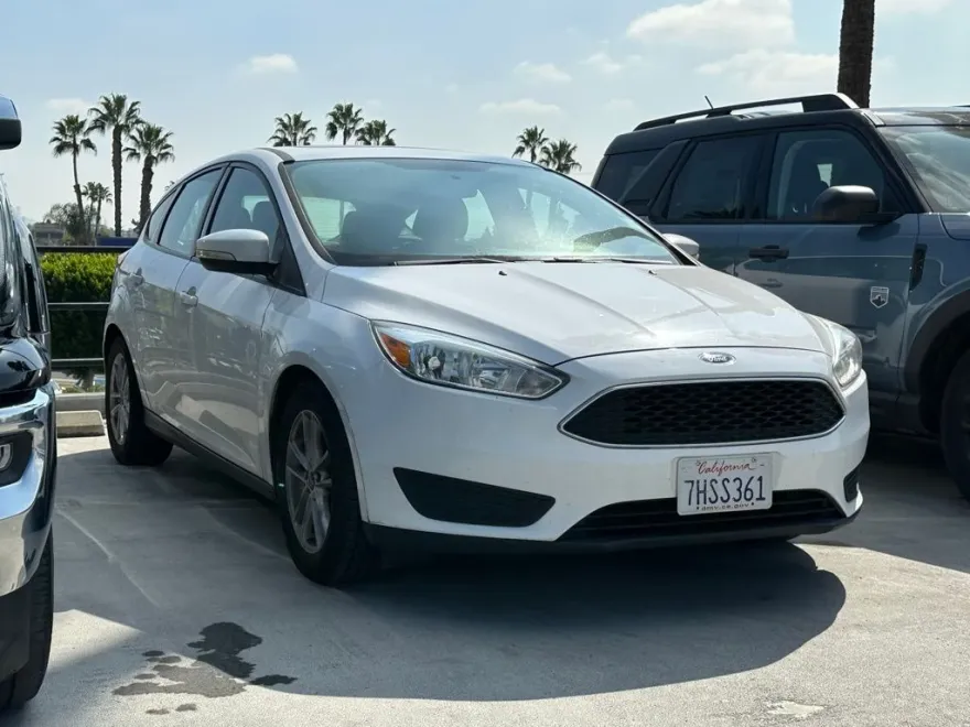 2015 Ford Focus SE photo 1