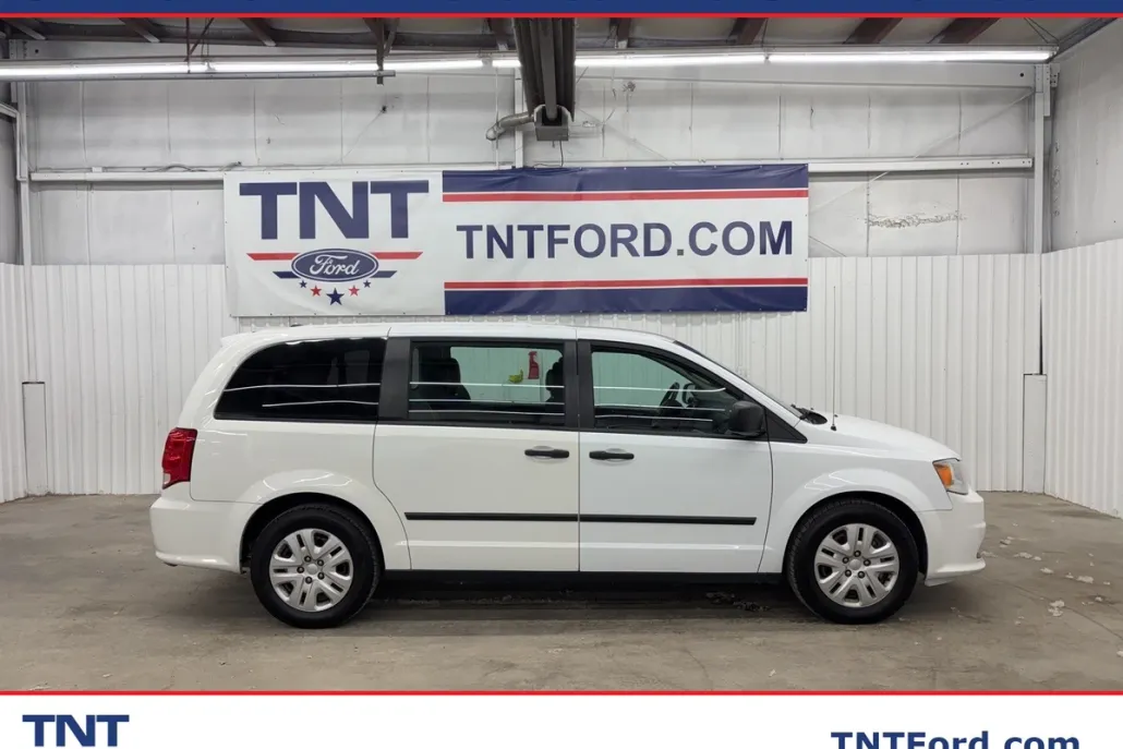 2016 Dodge Grand Caravan SE photo 1