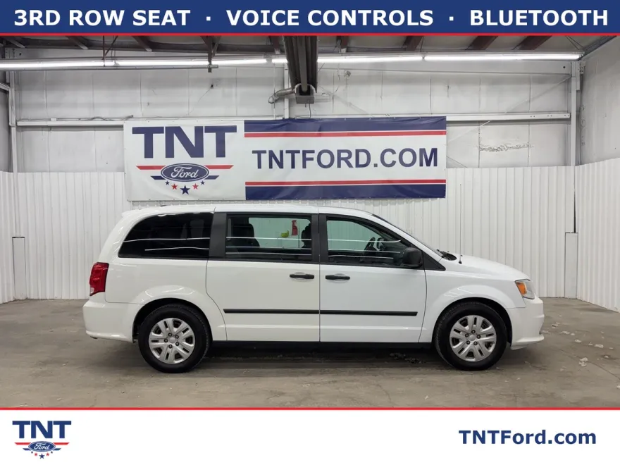 2016 Dodge Grand Caravan SE photo 1