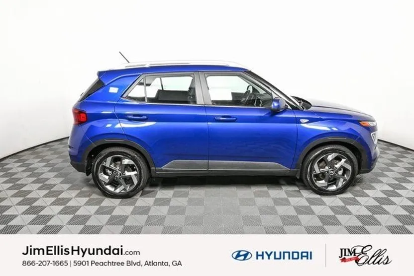 2024 Hyundai Venue SEL Limited photo 1