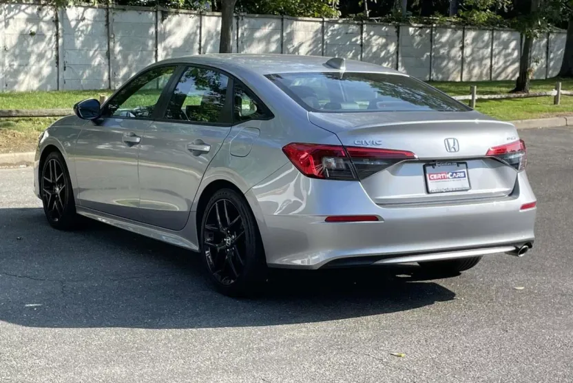 2022 Honda Civic Sport photo 1