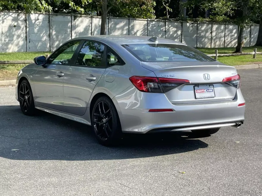 2022 Honda Civic Sport photo 1