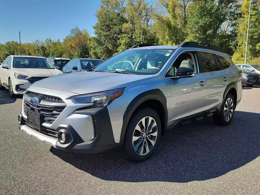 2025 Subaru Outback Limited photo 1