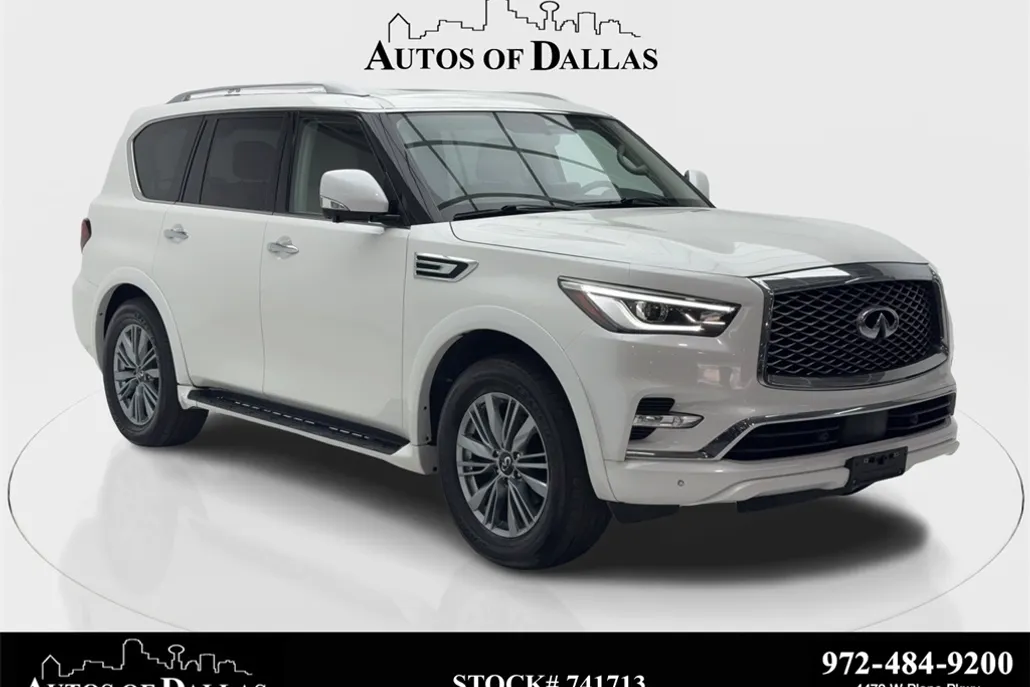 2022 Infiniti QX80 Luxe photo 1
