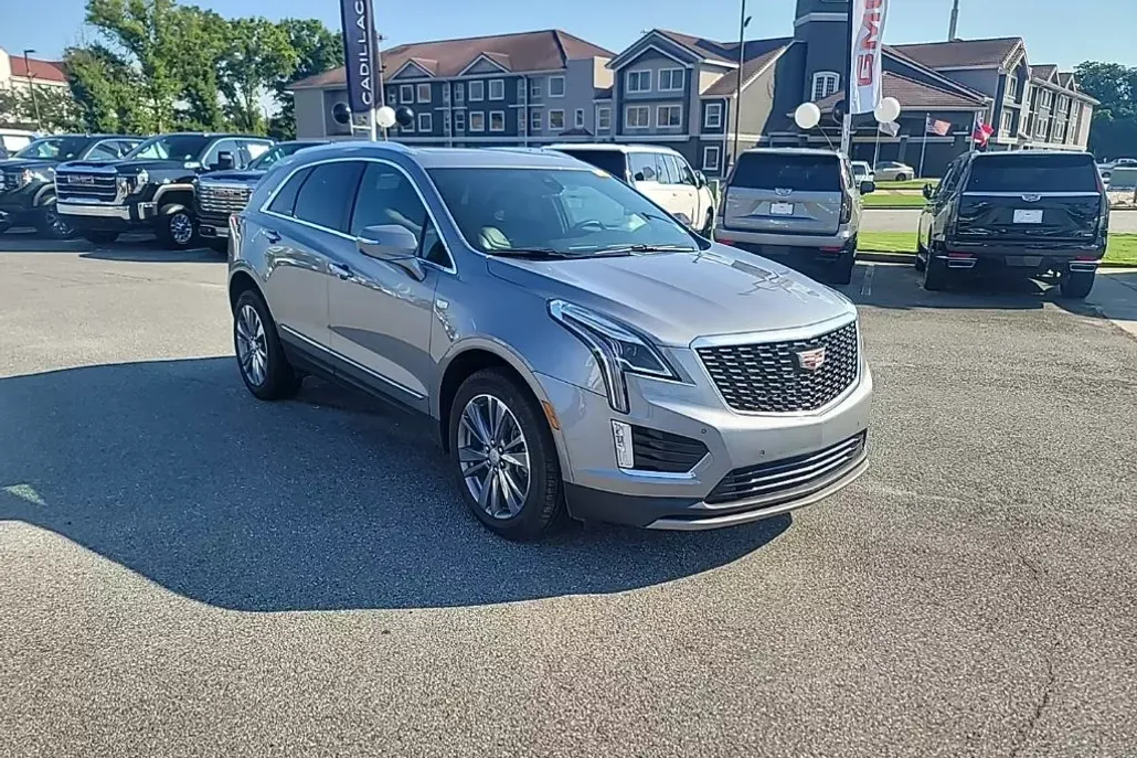 2025 Cadillac XT5 Premium Luxury photo 1
