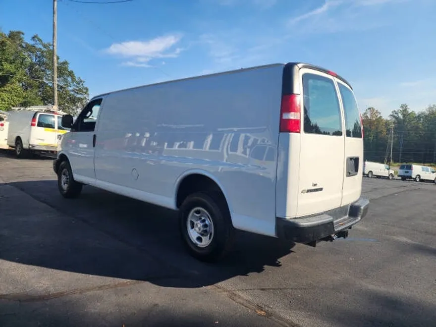 2019 Chevrolet Express 2500 Cargo photo 1