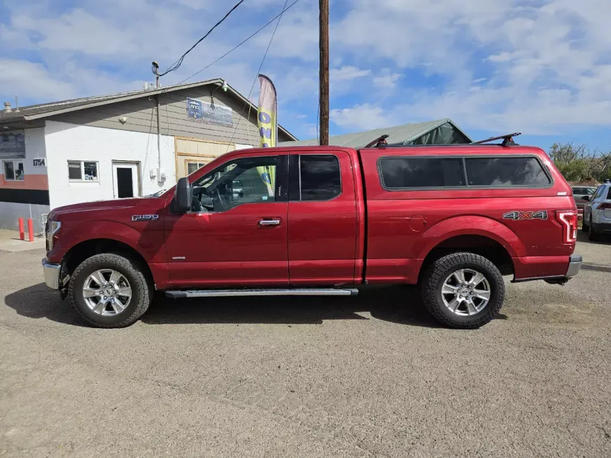 2017 Ford F-150 XLT photo 1
