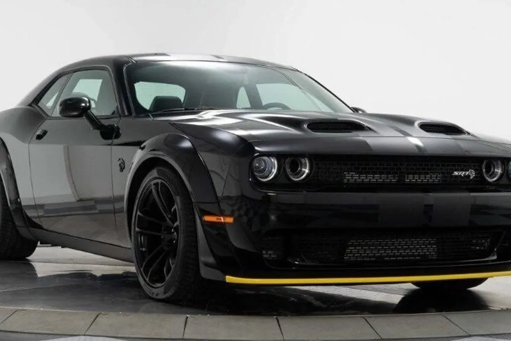 2022 Dodge Challenger SRT8 Hellcat Redeye Widebody photo 1