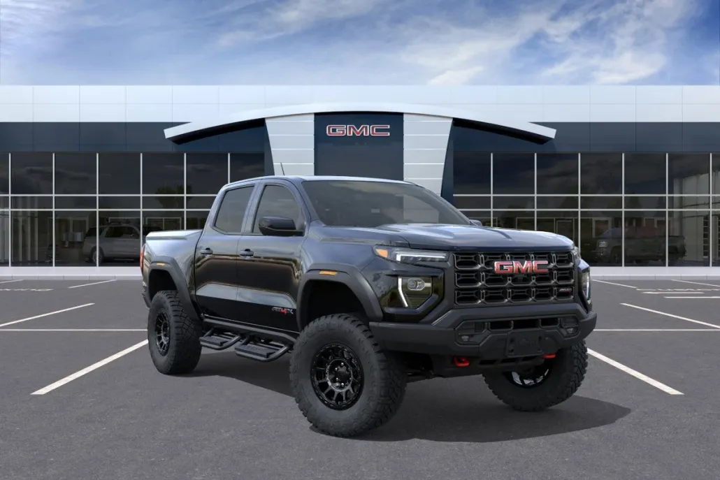 2024 Gmc Canyon AT4X photo 1