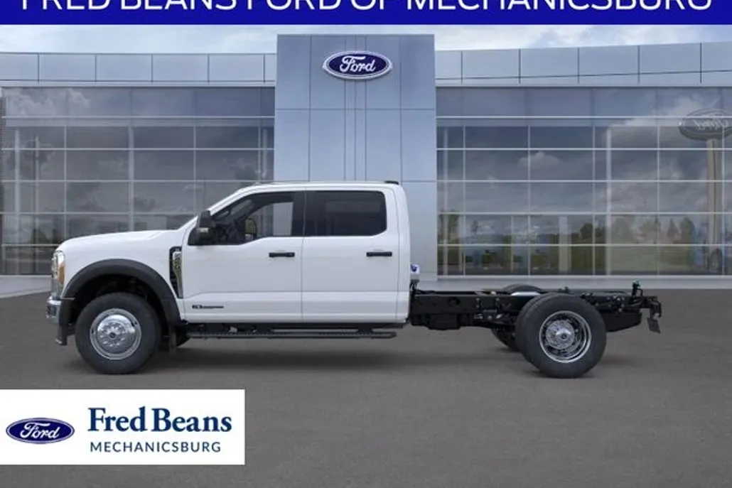 2025 Ford F-450 XL photo 1