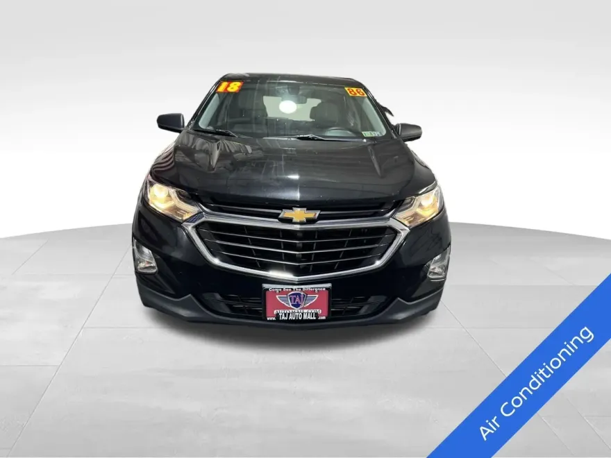 2018 Chevrolet Equinox LS photo 1