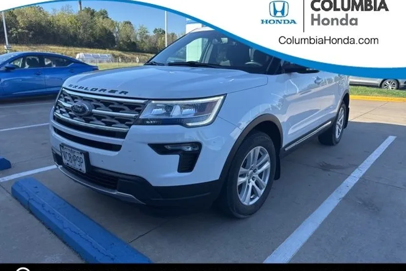 2018 Ford Explorer XLT photo 1