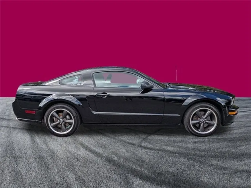 2008 Ford Mustang GT Premium photo 1