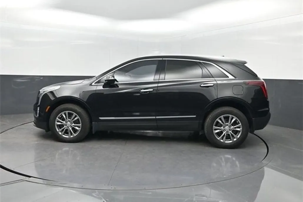 2022 Cadillac XT5 Premium Luxury photo 1