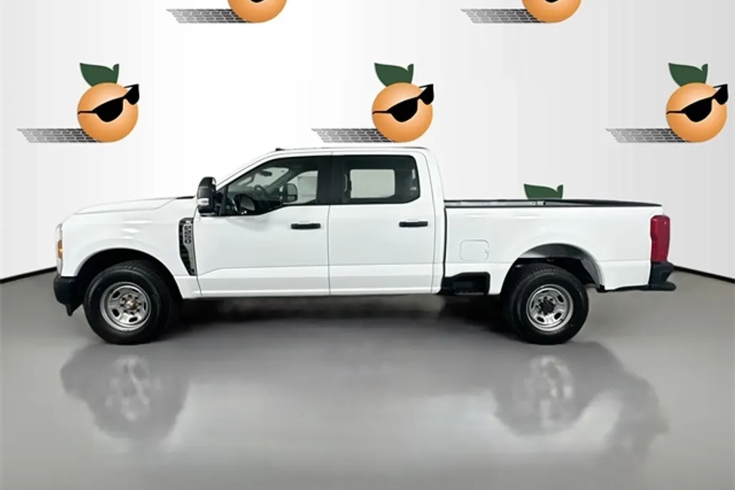 2025 Ford F-250 XL photo 1
