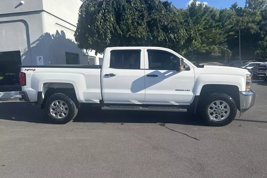 2017 Chevrolet Silverado 2500HD Work Truck photo 1