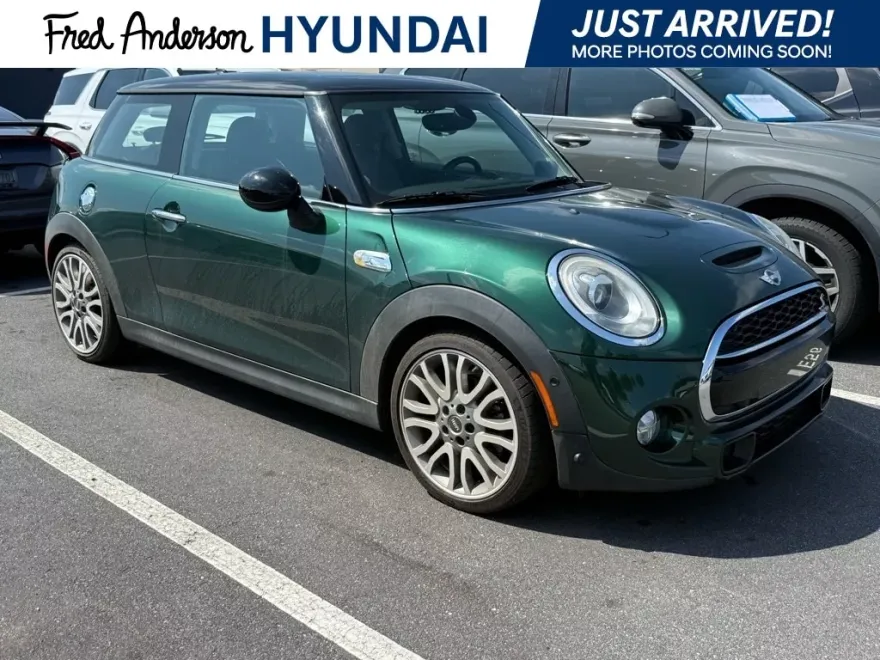 2018 Mini Cooper 2 Door Hardtop S photo 1