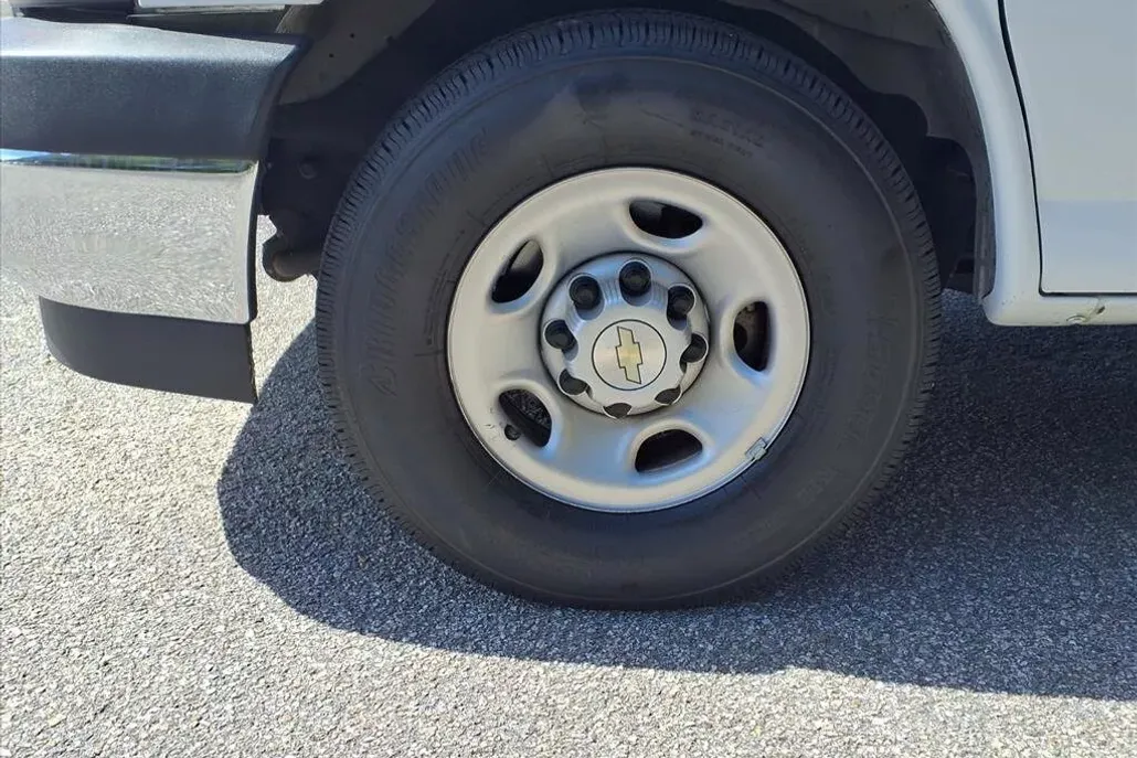 2022 Chevrolet Express Cargo Work Van photo 1