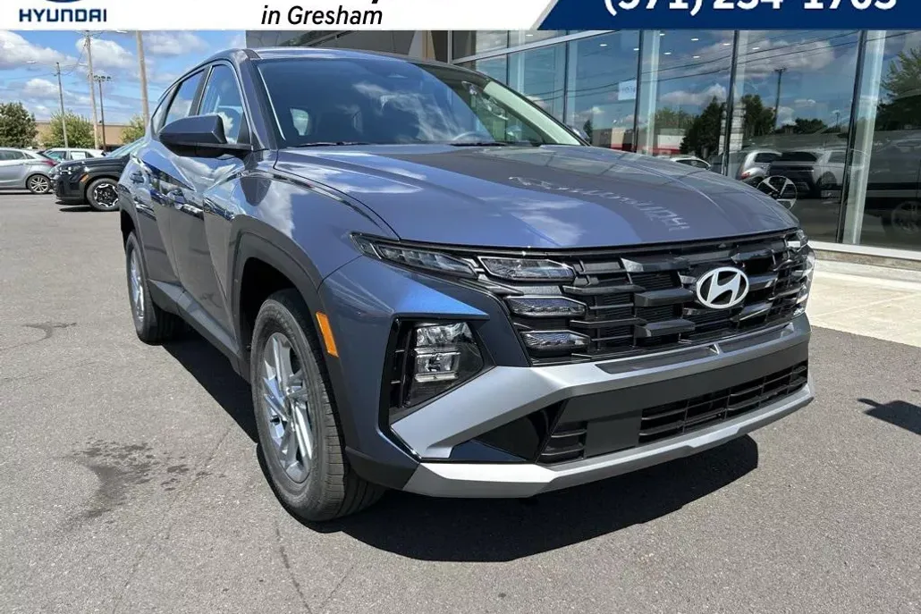 2025 Hyundai Tucson SE photo 1