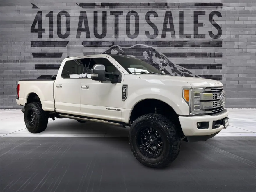 2019 Ford F-250 Platinum photo 1