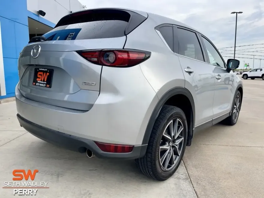 2018 Mazda CX-5 Grand Touring photo 1