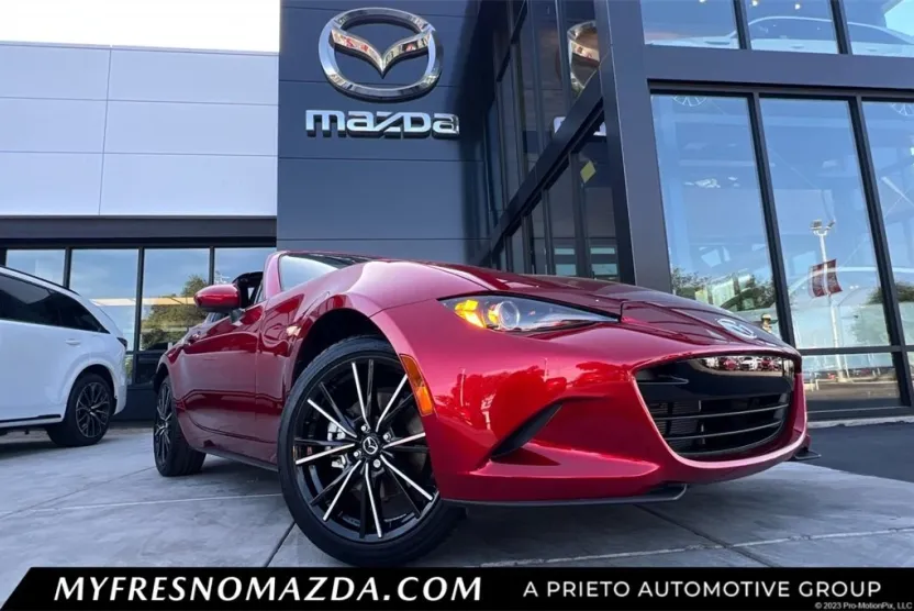2025 Mazda MX-5 Miata Miata RF Grand Touring photo 1