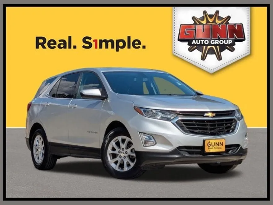 2018 Chevrolet Equinox LT photo 1