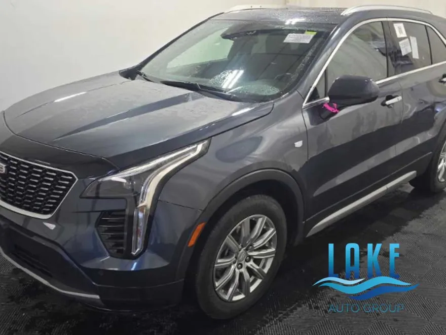 2020 Cadillac XT4 Premium Luxury photo 1