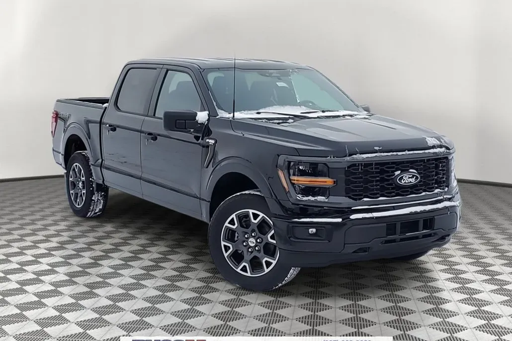 2025 Ford F-150 STX photo 1