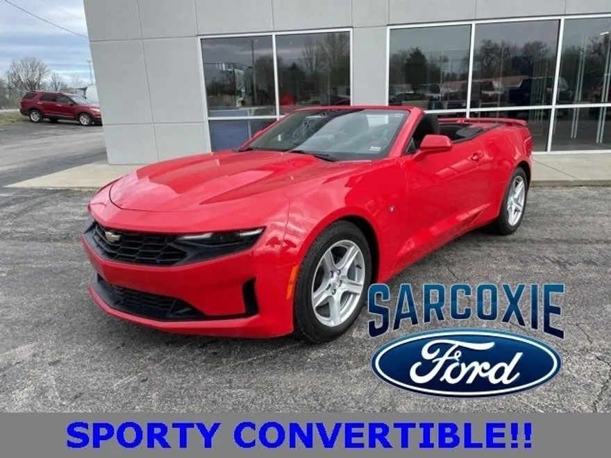 2022 Chevrolet Camaro 1LT photo 1