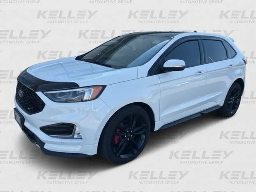 2022 Ford Edge ST photo 1