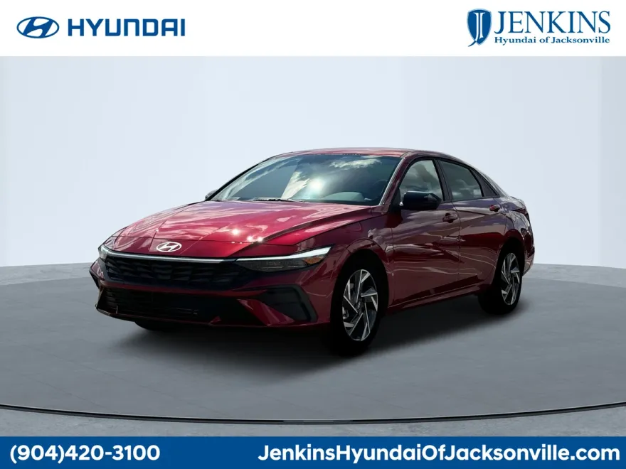 2025 Hyundai Elantra SEL Sport photo 1