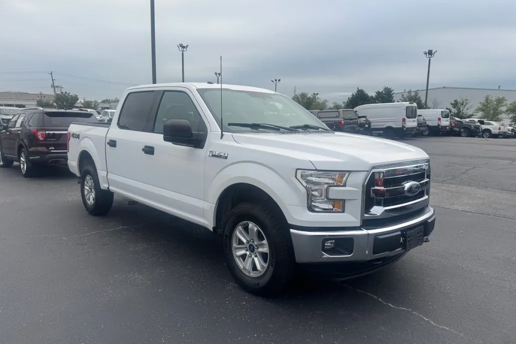 2016 Ford F-150 XLT photo 1