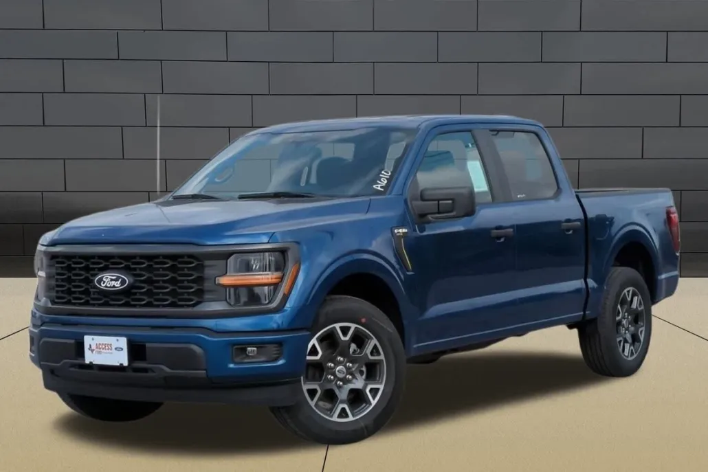 2025 Ford F-150 STX photo 1