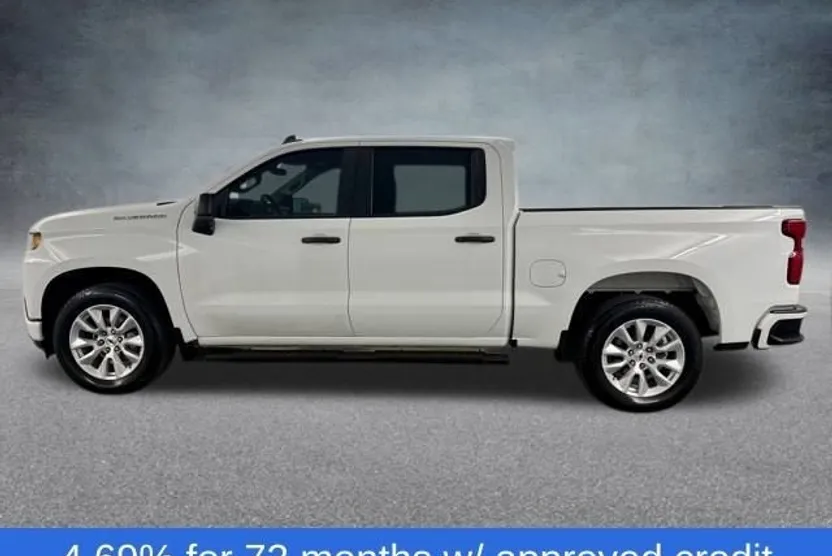 2022 Chevrolet Silverado 1500 Custom photo 1