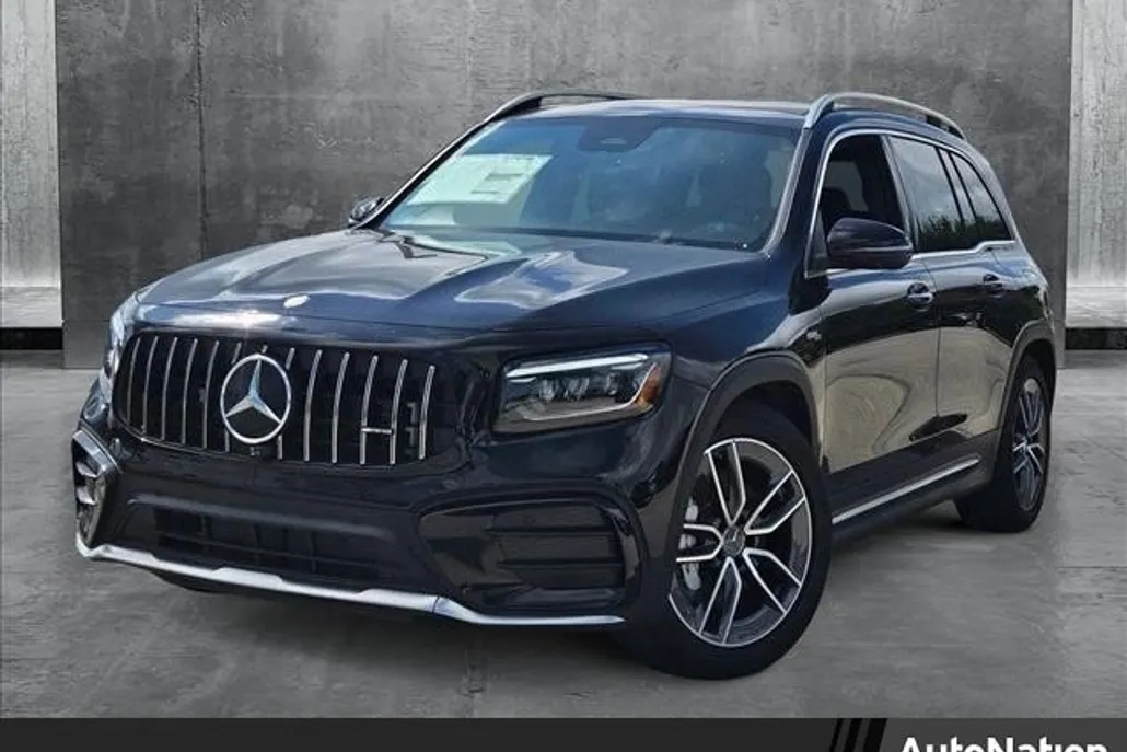 2025 Mercedes Benz GLB AMG 35 4MATIC photo 1