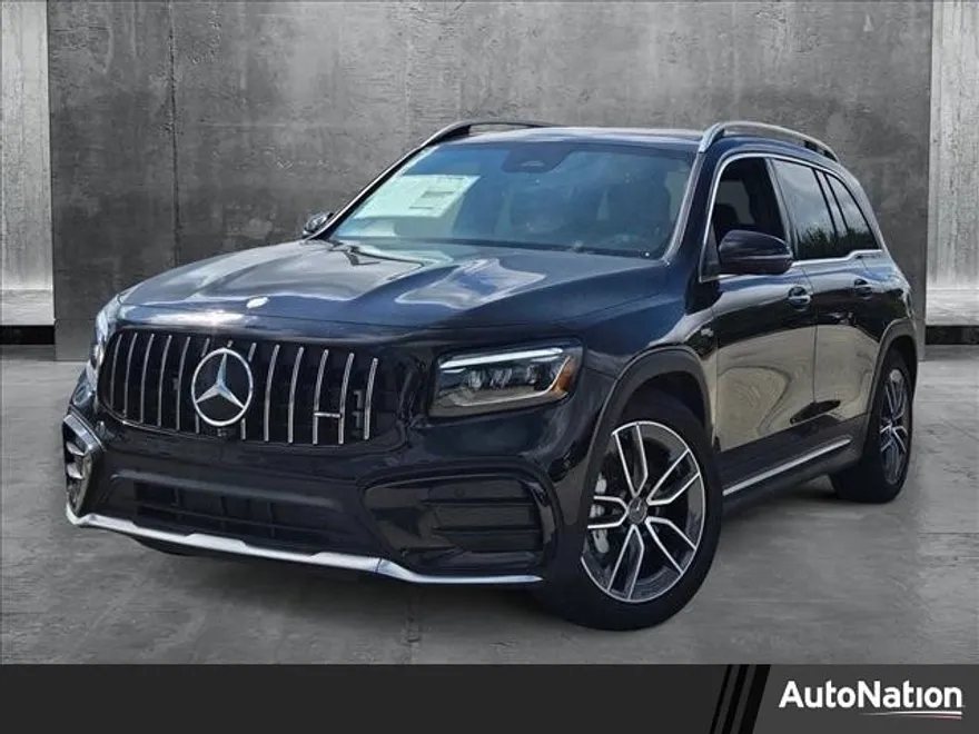 2025 Mercedes Benz GLB AMG 35 4MATIC photo 1