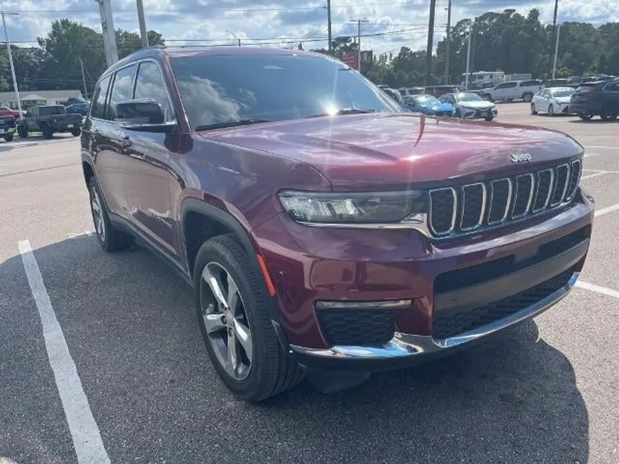 2022 Jeep Grand Cherokee Limited photo 1