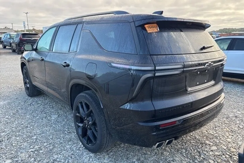 2025 Chevrolet Traverse RS photo 1