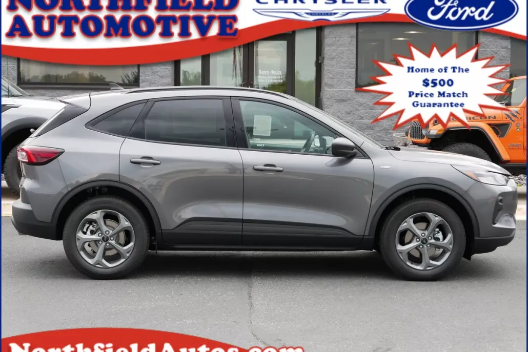 2025 Ford Escape ST-Line photo 1