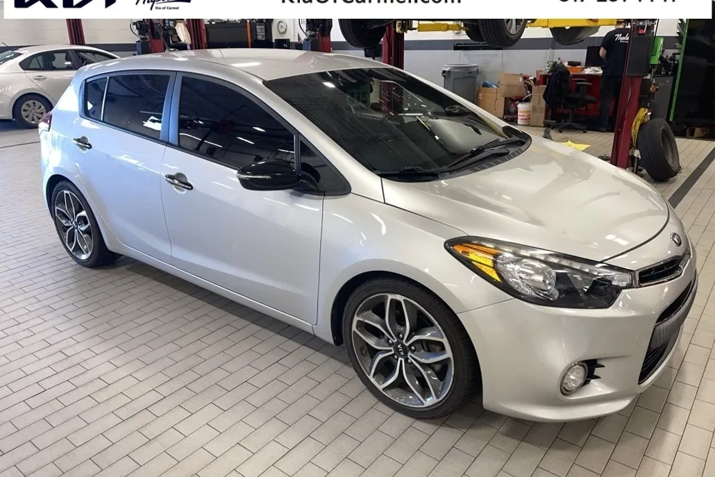 2015 Kia Forte SX photo 1