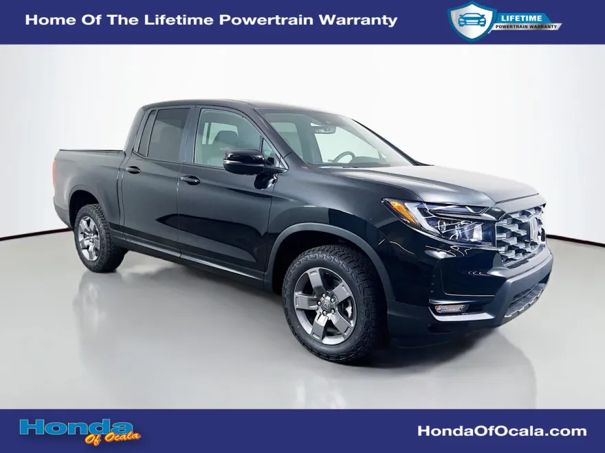 2025 Honda Ridgeline TrailSport photo 1