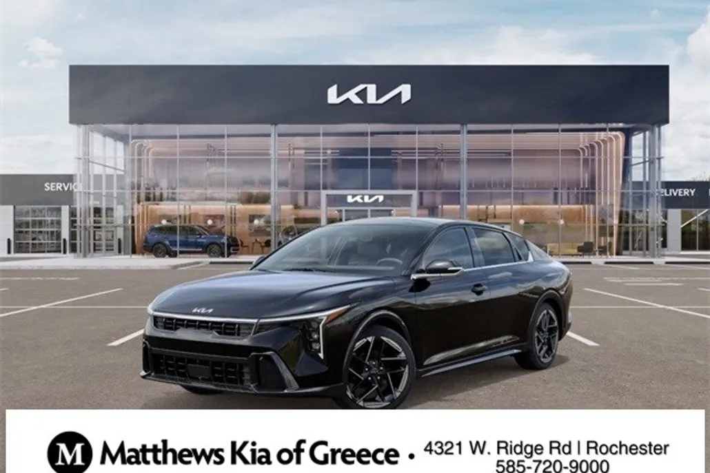 2025 Kia K4 GT-Line photo 1