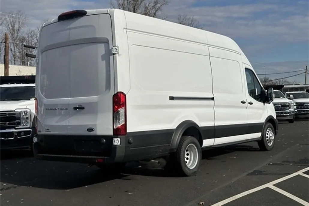 2024 Ford Transit photo 1