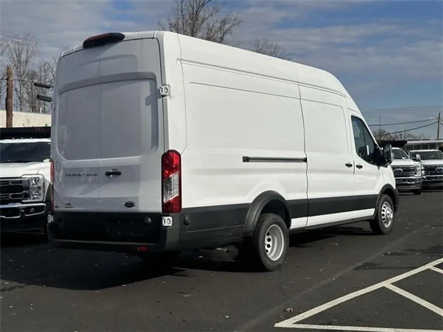 2024 Ford Transit photo 1
